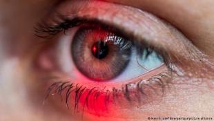 حدقة العين قد تكشف مبكرا عن مرض الزهايمروما الغذاء المهم لكبح تطور المرض