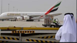 مطار دبي الدولي: نواجه اضطرابات كبيرة بسبب الطقس السيء