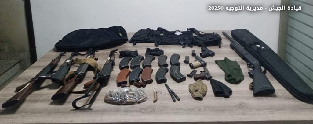 الجيش اللبناني : عمليات دهم وتوقيف 4 أشخاص لإطلاقهم النار وضبط اسلحة بحوزتهم