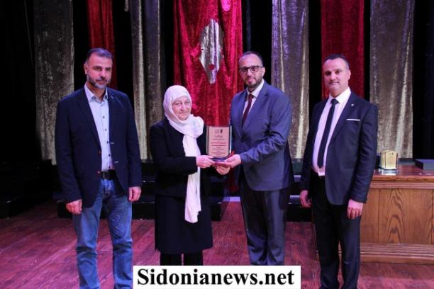 بالصور : بهية الحريري رعت في مؤسسات أمل التربوية اختتام مسابقة صوت الأدب تكريماً للراحل رضا سعادة