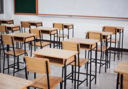 أعلنت مدارس في صيدا والجوار  تعلق الدراسة فيها  جراء تداعيات الظروف الأمنية والتهديدات الإسرائيلية لقرى الجنوب