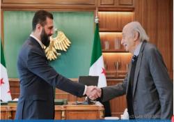 ماذا دار بين جنبلاط والشرع؟