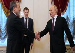 مفاوضات تحت الضغط ومضيق هرمز في قلب التصعيد… هل تتجدّد الحرب بين طهران وواشنطن؟