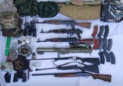 بالصور : الجيش اللبناني : مداهمات في بريتال وضبط أسلحة وتوقيف مواطن