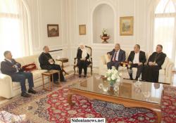 بالصور : علي محمود العبد الله بعد زيارته السيدة بهية الحريري: في الأيام الصعبة نتذكر الرئيس الشهيد رفيق الحريري