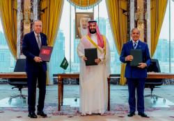 قراءات ومستجدات ومواقف في لبنان والمنطقة - السبت 8-8-2026: لاءات إسرائيل الثلاث تضرب المسار التفاوضي واتفاق مكة على طاولة الإقليم؟ | استهداف الجيش اللبناني يرفع منسوب التصعيد الإسرائيلي؟ | الخيام وبنت جبيل خارج التجربة؟