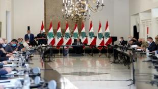 دياب في اجتماع المجلس الأعلى للدفاع: قطع الطرق لا يعبر عن الناس