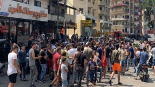 قطع سكة الشمال في جبل محسن احتجاجا تردي الاوضاع المعيشية وتدافع بين الجيش والمحتجين وسقوط عدد من الجرحى