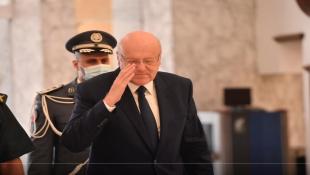 ميقاتي في مستهل جلسة الحكومة: الوضع صعب والبلد يتطلب إجراءات استثنائية