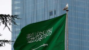 وزير الخارجية السعودي فيصل بن فرحان يتهم "حزب الله" بعرقلة التحقيق بانفجار مرفأ بيروت وبإستخدام قوته العسكرية لفرض إرادته على الشعب اللبناني ...داعيا للتحرر من هيمنته