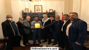 بالصور : النائب أسامة سعد استقبل وفدا من قيادة حركة "فتح" في منطقة صور