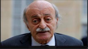 جنبلاط يغرّد عن "تخلّي الدول العربية عنّا"... "هل سيأتينا المدد من الشرق كما وعدونا؟"