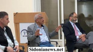 بالصور  : النائب اسامه سعد زار مركز لبيب  الطبي و مستشفى الراعي والتقى رابطة ال حبلي في صيدا
