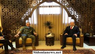بالصور : الجنرال لازارو زار محافظ الجنوب في سرايا صيدا وتأكيد على التعاون والتنسيق لتدعيم الأمن والاستقرار جنوباً