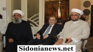 بالصور: وفود وشخصيات أمت منزل النائب الدكتور عبدالرحمن في صيدا مهنئة بعيد الأضحى المبارك
