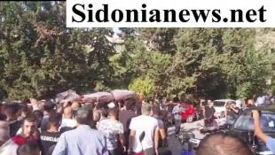 بالصور : تشييع مهيب للفتى المغدور شحاده رجب في صيدا والمطالبة بالاقتصاص من المجرمين