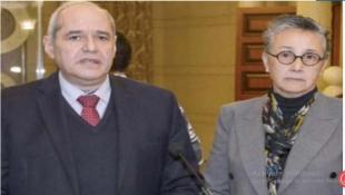 خلف فوق الشجرة : لن أنزل