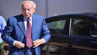 نازك الحريري نعت المربي الكبير الأستاذ مصطفى الزعتري: قامة أضاءت طريق أجيال رفيق الحريري بالثقافة والعلم والمعرفة