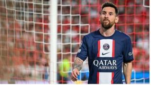 العرض السعودي لميسي يرتفع لراتب خيالي ويصعّب المهمّة على برشلونة !