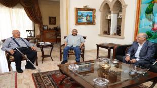 أسامة سعد زار السعودي في منزله: على كل الأطراف السياسية وغيرها التنسيق مع بلدية صيدا بموضوع النفايات والا ستكون هناك تداعيات خطيرة - السعودي : توافقنا على لقاء قريب لصيدا تواجه