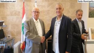 بالصور : تسليم وتسلم  لرئاسة بلدية صيدا بين الرئيسين بديع والسعودي ويوم أول حافل باللقاءات | السعودي سلمنا الأمانة  ليد أمينة | بديع : سنعمل المستحيل للخروج من الأزمة