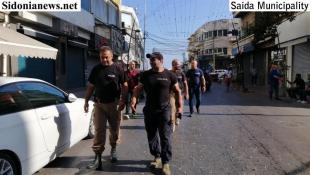بالصور: شرطة بلدية صيدا واصلت دورياتها لتنظيم السوق التجاري وسط إرتياح وتجاوب كبير وضبطت مخالفة على بوليفار رفيق الحريري البحري
