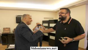 بالصور : أحمد الحريري يهنىء رئيس بلدية صيدا الدكتور حازم بديع وقادة أمنيين بتسلمهم مهامهم