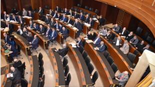 التمديد لعون وحسابات الحزب