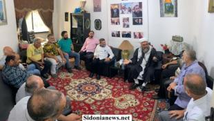لقاء سياسي  في مكتب الشيخ حسام العيلاني بصيدا تنديدا بمجـ زرة الإحتـ لال الإسـ رائيلي في مخيم النصـ يرات واستشهاد أكثر من 275 شهيدا