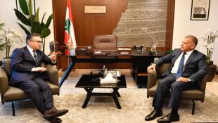 اللواء عباس ابراهيم خلال استقباله السفير الياباني في العراق: لا خوف من الحرب الشاملة في جنوب لبنان ... لا إمكانية لهدنة قريبة في غزة