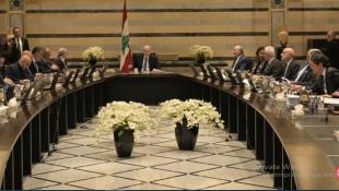 حكومة تعميق الانهيار... الرواتب أوّلاً