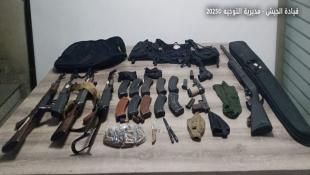 الجيش اللبناني : عمليات دهم وتوقيف 4 أشخاص لإطلاقهم النار وضبط اسلحة بحوزتهم