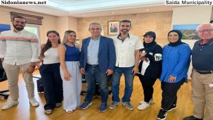 بالصور: رئيس بلدية صيدا المهندس مصطفى حجازي إستقبل وفدا من الناشطين المهتمين  بقضايا إيواء الكلاب الشاردة في المدينة
