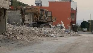 وتيرة الاعتداءات الإسرائيلية تتصاعد... استهداف جرافة في مدينة الخيام صباحاً