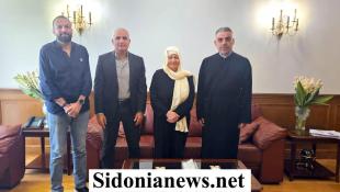 بالصور : بهية الحريري تتابع وزوارها شؤونا بيئية وحياتية وتهنىء الكابتن الحلاق بنيله جائزة أفضل لاعب