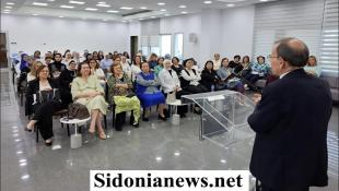 بالصور: النائب د. عبدالرحمن البزري محاضرا في جمعية المواساة - صيدا عن اللقاحات! مالها وما عليها