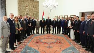 نداء الوطن: عون يعلنها: لا خيار أمامنا إلا التفاوض