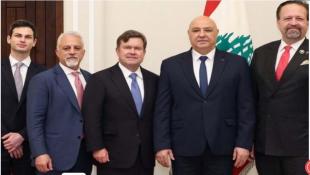 قراءتان متناقضتان بين واشنطن والحزب