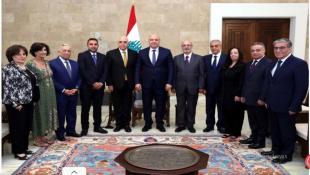 بلا قفازات : صراحة عون والتحصّن بالأمل