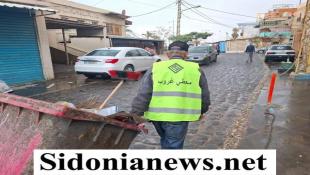 بالصور : حملة نظافة لشركة معطي غروب بالتنسيق مع بلدية صيدا في صيدا القديمة ... السيد عامر معطي : خدمة الناس لا تحتاج الى مماطلة وصيدا القديمة في صلب أولوياتنا