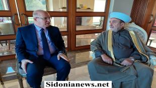 بالصور : الوزير محمد حيدر خلال جولة على فعاليات صيدا الروحية الاسلامية والمسيحية :بهمة الجيش اللبناني والشهداء نصل للإستقلال الذي نطمح له