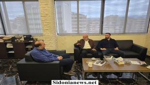 بالصور : الدكتور بسام حمود يتابع أزمة إنقطاع المياه في منطقة الشرحبيل مع مدير مؤسسة مياه لبنان الجنوبي الدكتور وسيم ضاهر