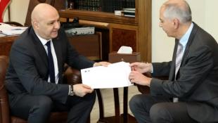 الرئيس عون تلقى دعوة لزيارة البرازيل ولترؤس مؤتمر باريس لدعم الجيش اللبناني الشهر القادم