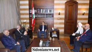 الرئيس سعد الحريري إستقبل في بيت الوسط وفدا صيداويا | حجازي : عرضنا إحتياجات صيدا الإنمائية والبلدية لضمان استمرارية الخدمات