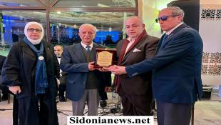 بالصور : جمعية رواد – الكشاف المسلم تكرّم عامر معطي في سحور رمضاني بصيدا