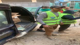 بلدية صيدا : فرق الطوارئ في البلدية وفريق شركة معطي غروب باشروا رفع الركام من محيط الموقع المستهدف بالغارة الإسرائيلية في صيدا