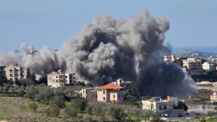 بالصور : إسرائيل توسّع نطاق استهدافاتها في الجنوب وترتكب مجزرة فجرا بحق عائلة في بلدة زوطر الشرقيه اضافة الى استشهاد مختار بلدة الكفور وزوجته بغارة اسرائيلية