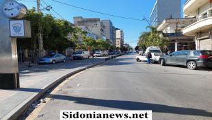 قطع شارع رياض الصلح في صيدا بعد الانذار الاسرائيلي باستهداف البنية التحتيه للقرض الحسن