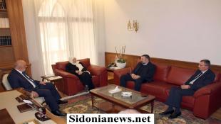 بالصور: بهية الحريري تتابع مع إبراهيم عازار ووفد جزيني تطورات العدوان الإسرائيلي وواقع واحتياجات النزوح في منطقتي صيدا وجزين