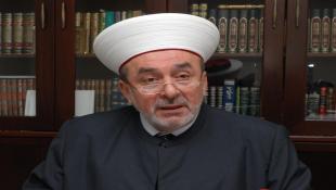 المفتي سليم سوسان يؤدي صلاة عيد الفطر في مسجد الحريري ويعتذر عن عدم تقبل التهاني
